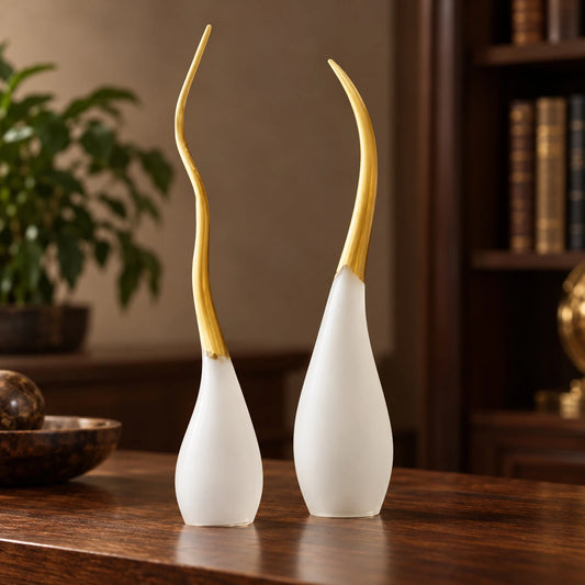 Colmillo decorativo en dorado – adorno decorativo para sala