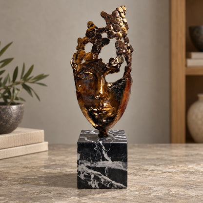 Máscara en bronce y cereza – escultura decorativa