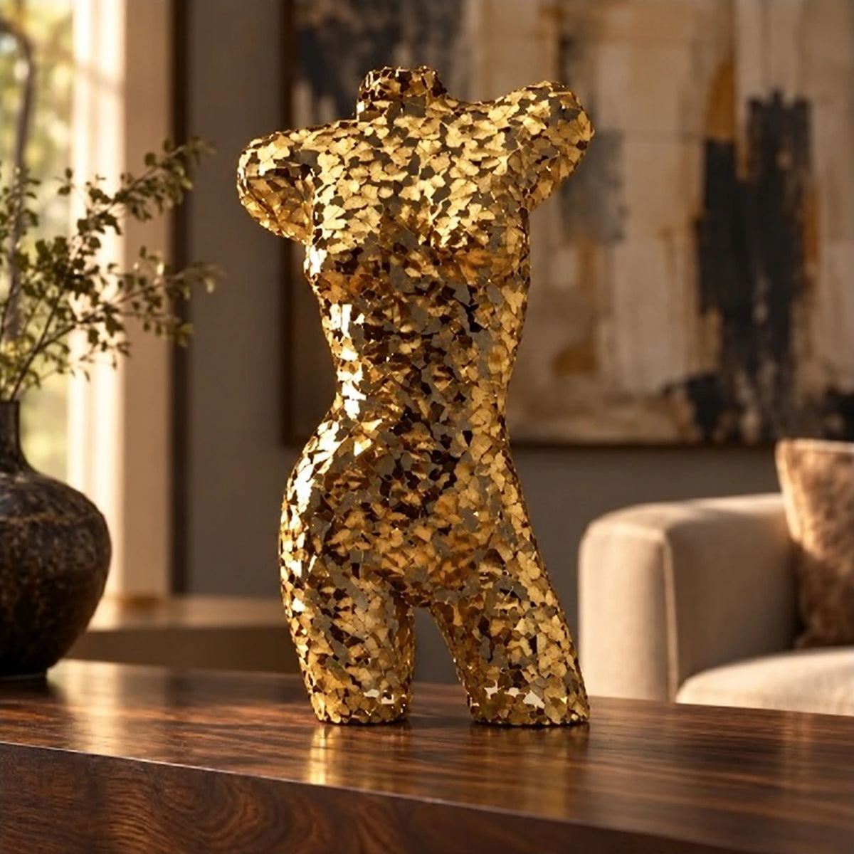 Mujer ginkgo en dorado – adorno decorativo para sala